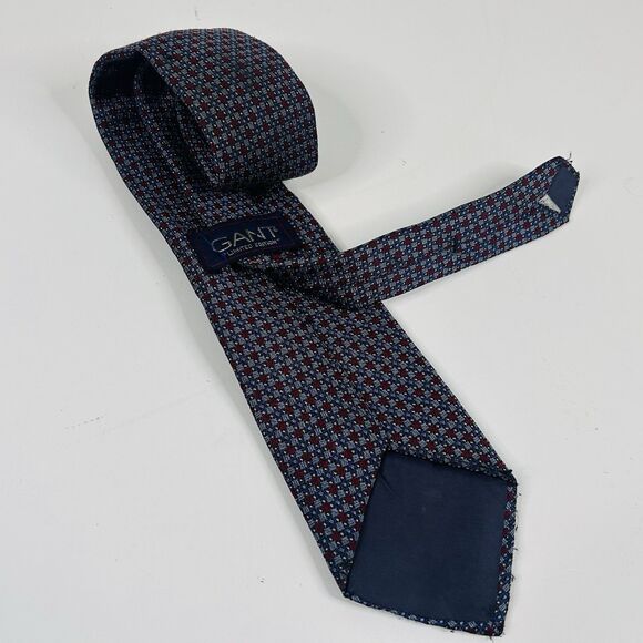 Gant Limited Edition 100% Silk Necktie Tie Geometric Red Gray 59 3/4 x 3 1/4 - Picture 2 of 3